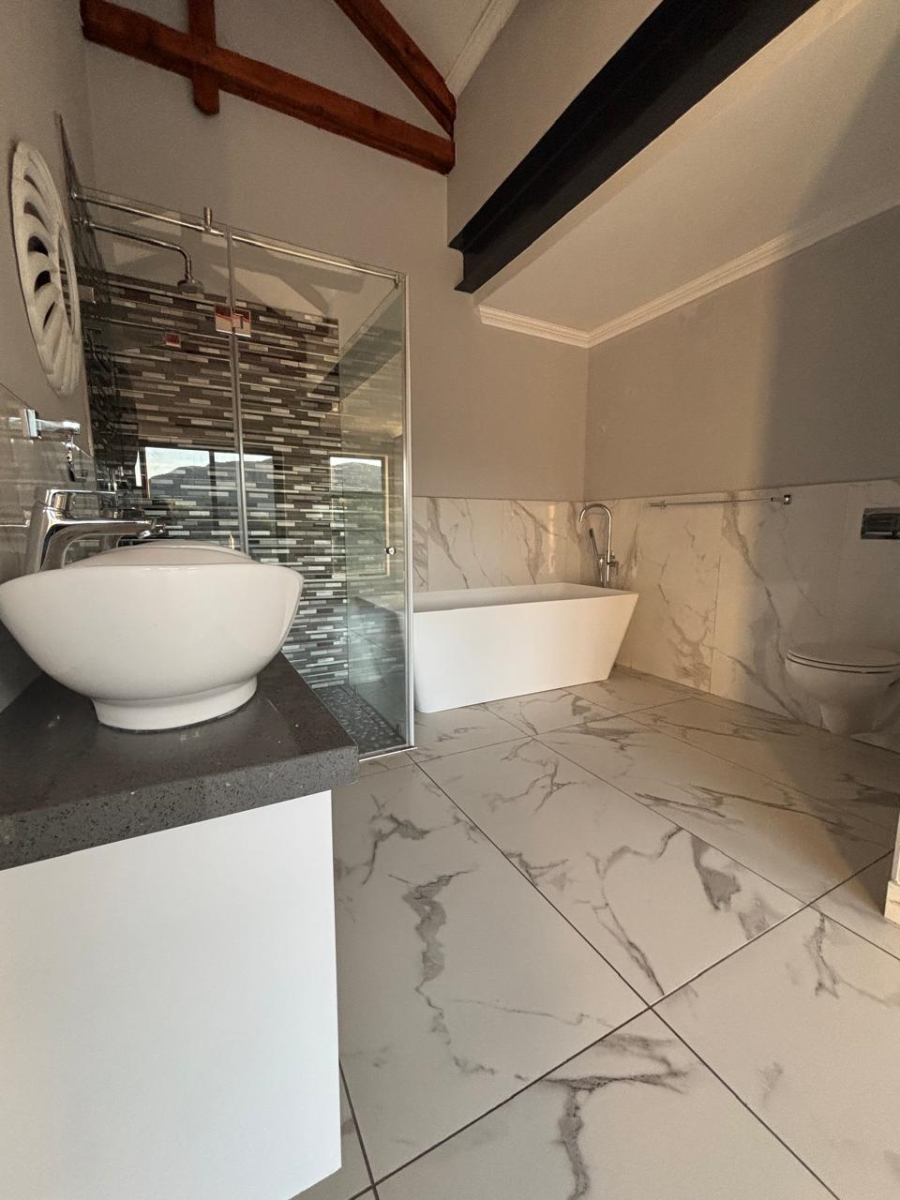 3 Bedroom Property for Sale in The Islands Estates North West